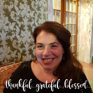 Meet your Posher, Yolanda